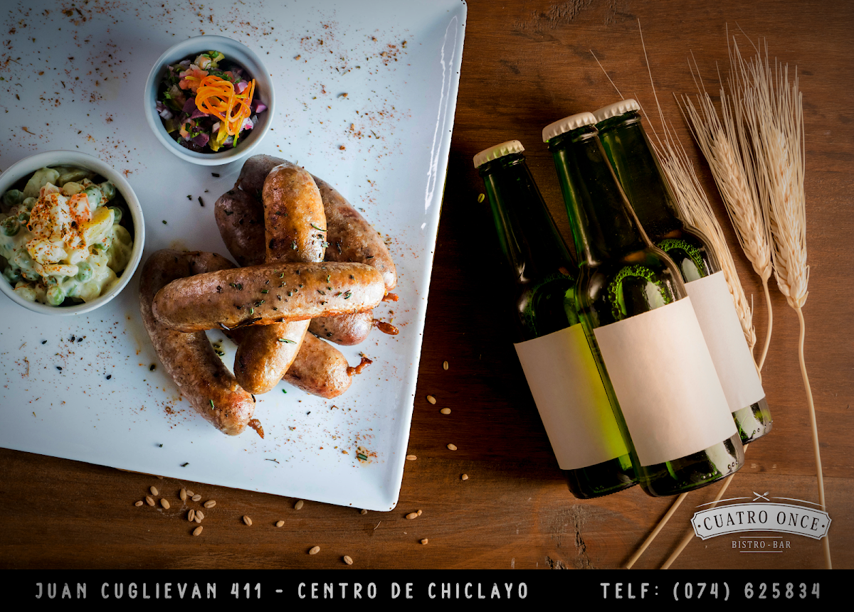 Cuatro Once Bar Photos 2